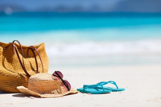 6 věcí, které potřebujete ve své kabelce toto léto
