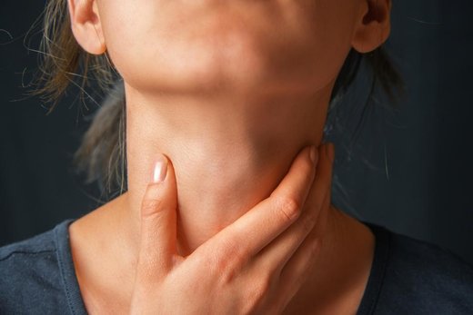 Jak vyléčit bolesti v krku bez antibiotik?