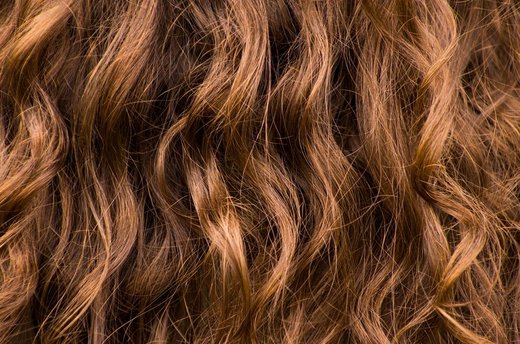 Lesk, sláva a pád silikonů ve vlasové péči